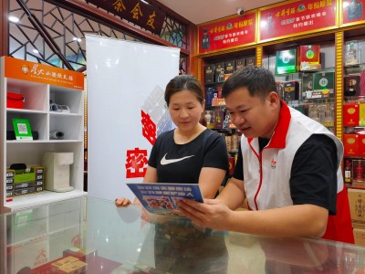 重大来袭！正规工厂直销包邮“挥汗如雨”